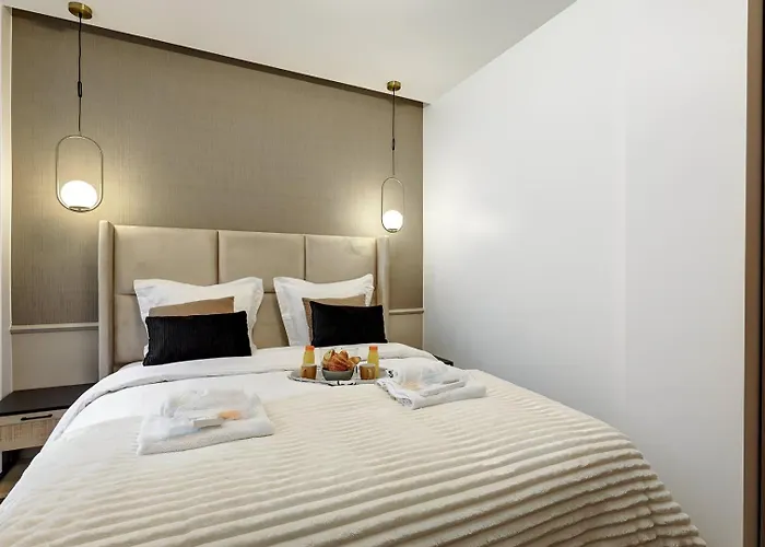 362 Lafayette - Superbe A